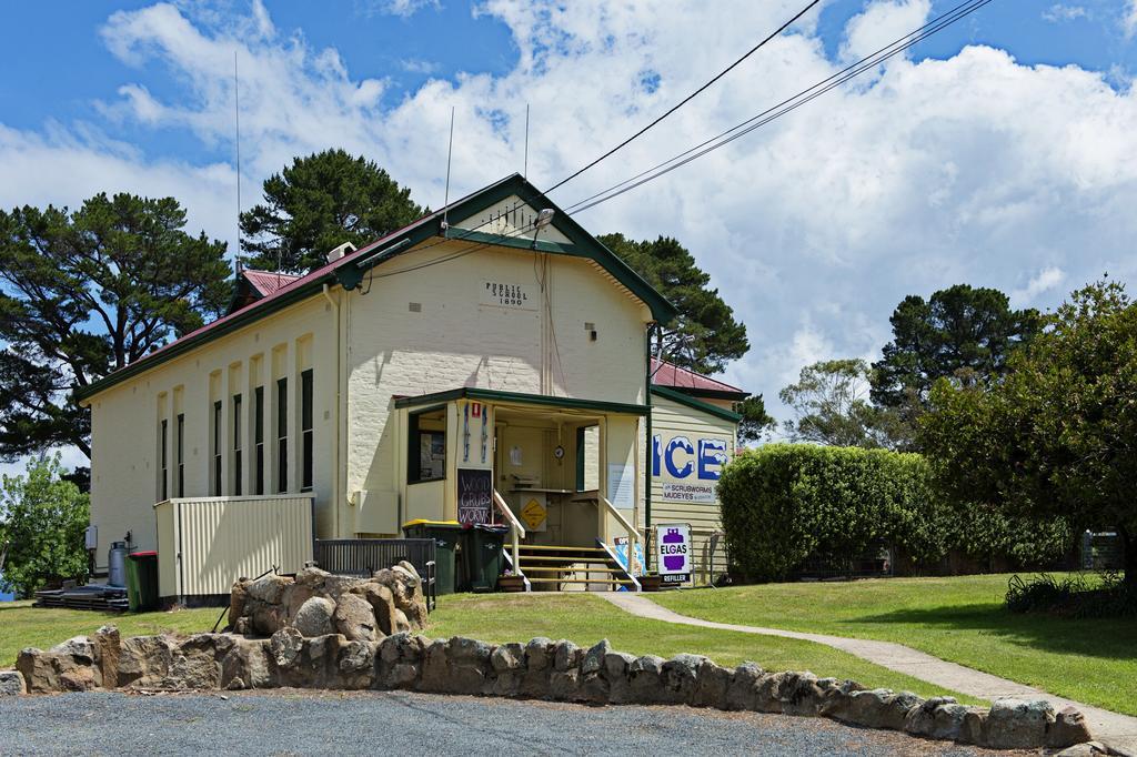 Rainbow Pines Tourist Caravan Park Adaminaby Eksteriør billede