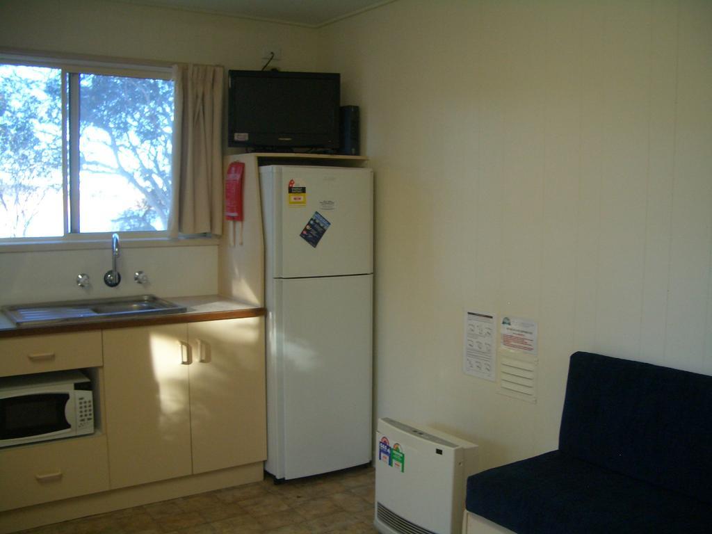 Rainbow Pines Tourist Caravan Park Adaminaby Eksteriør billede
